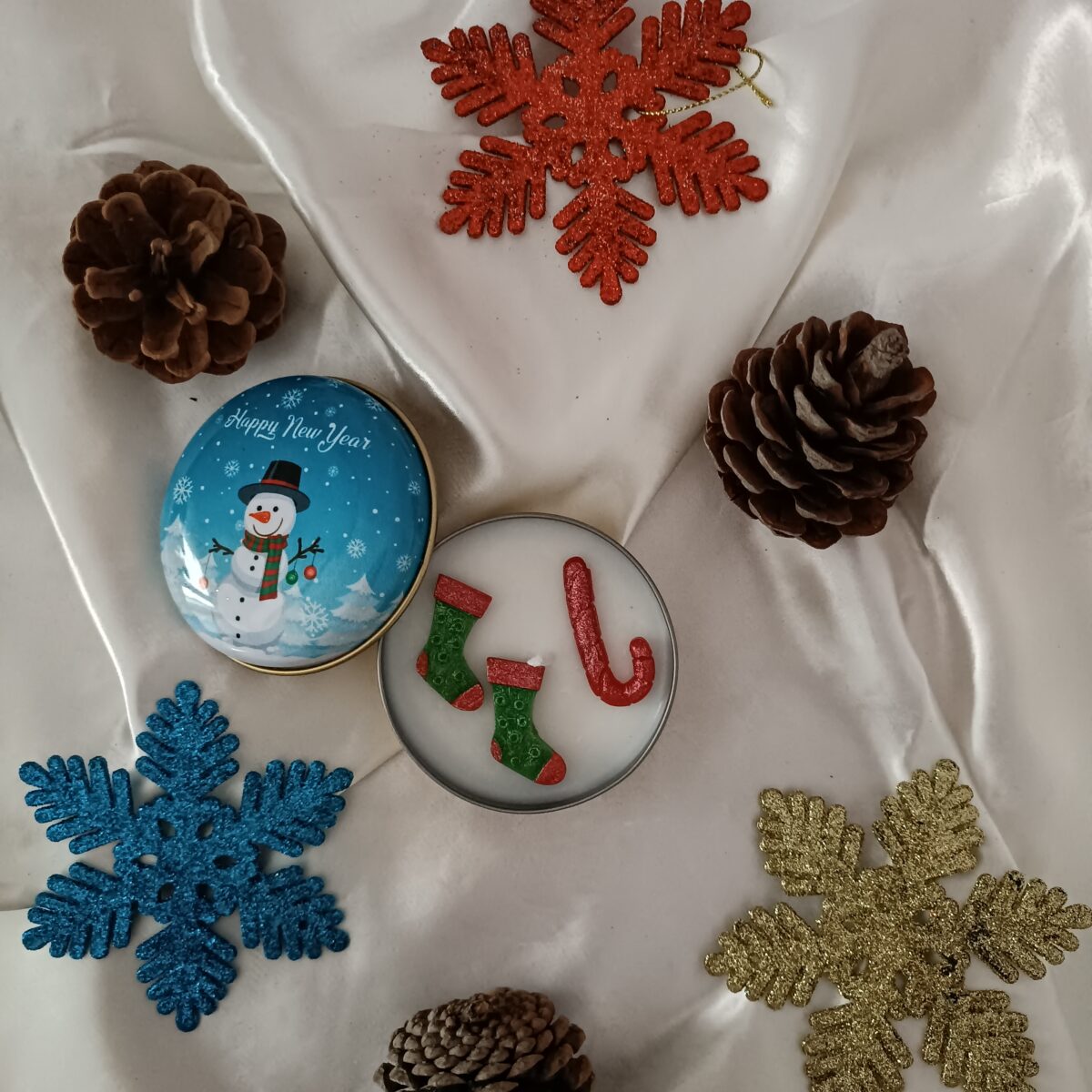 Dilek Çoraplı Yılbaşı Kutu Mum Mavi Kapak